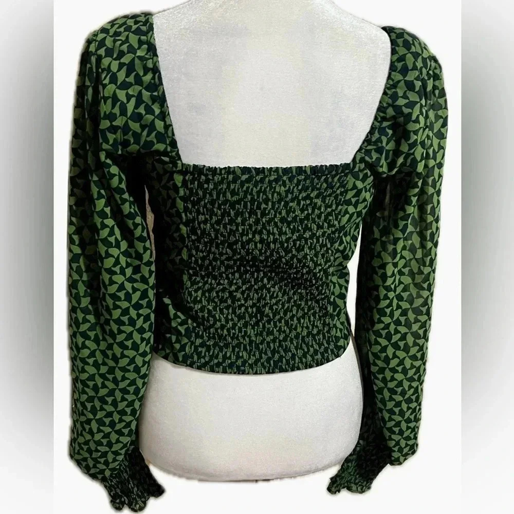 Abercrombie & Fitch blue and navy balloon sleeve crop top size small - Picture 3 of 10